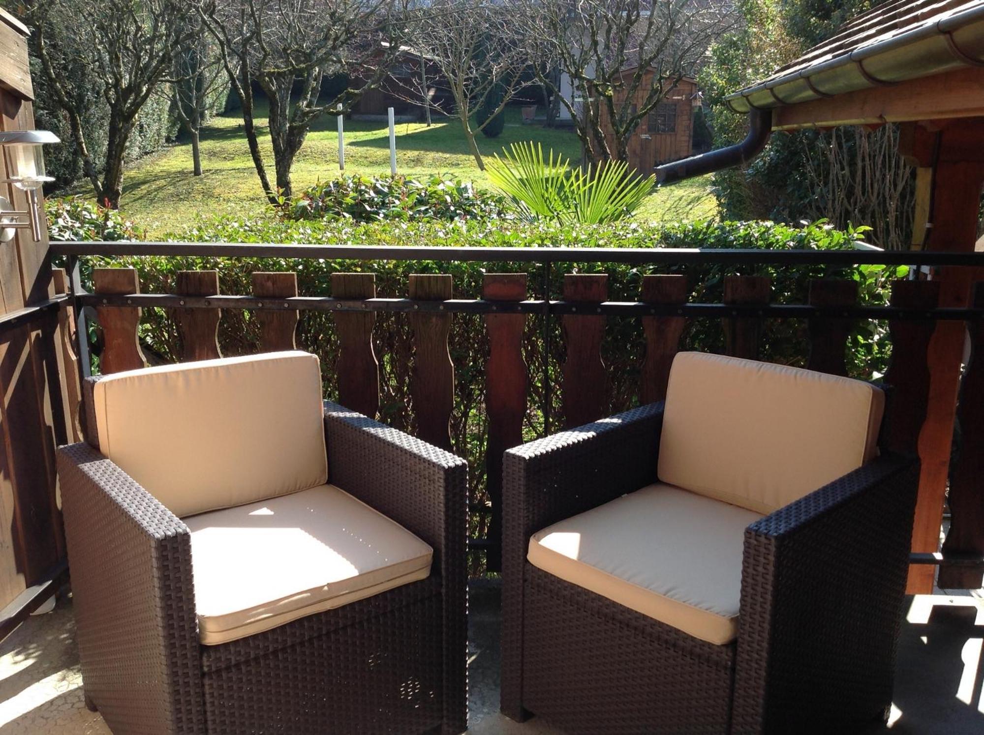 L'Oasis Hotel Evian-les-Bains Bilik gambar