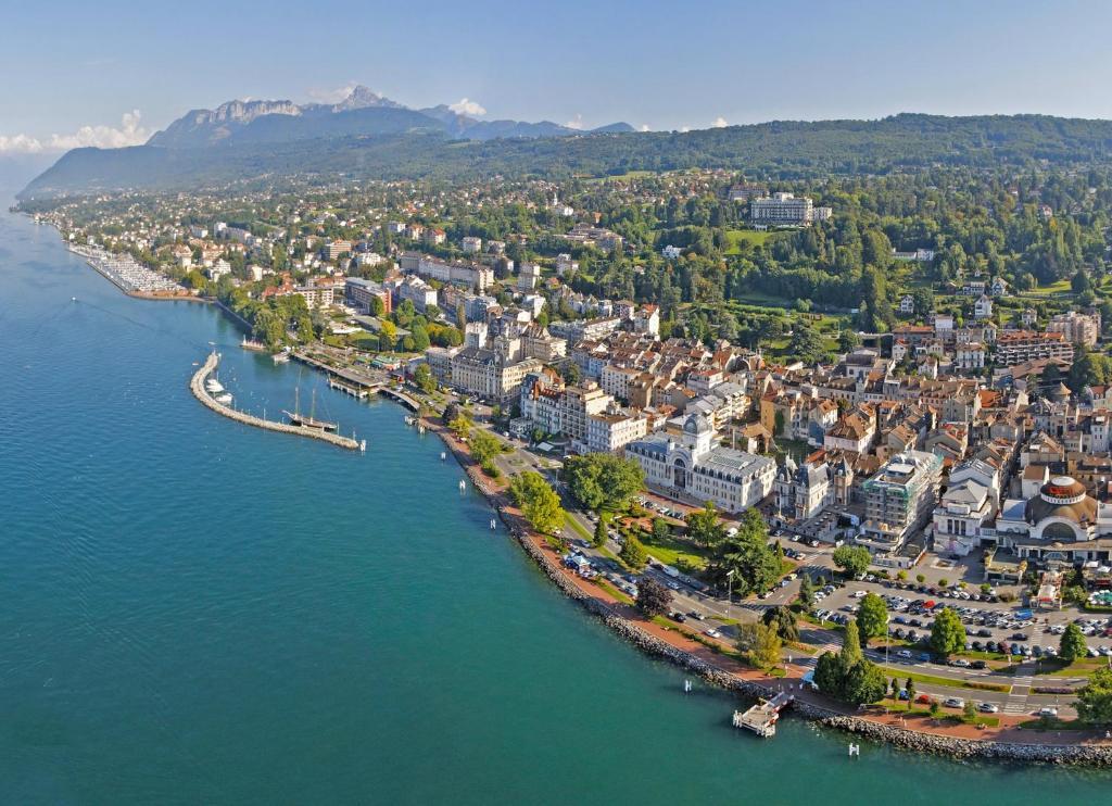 L'Oasis Hotel Evian-les-Bains Luaran gambar