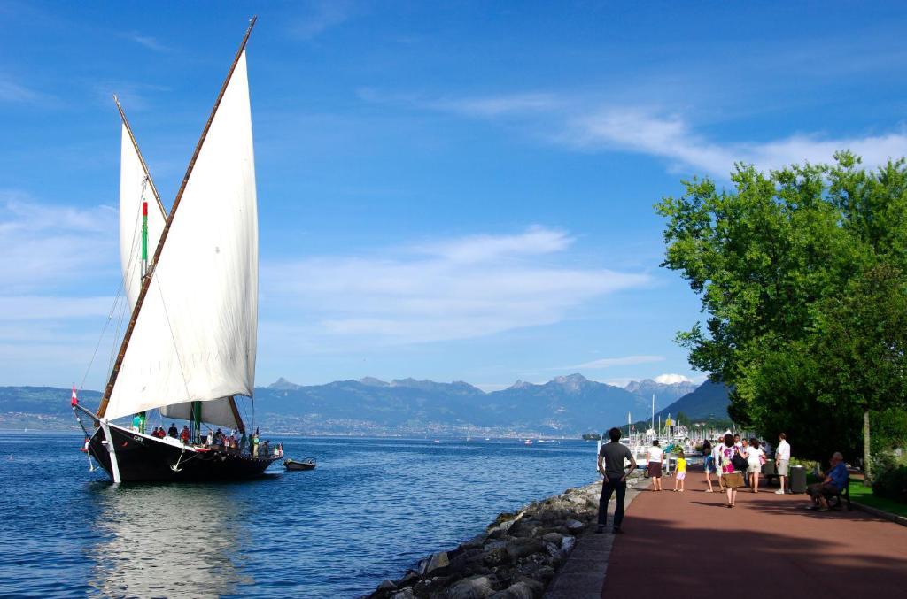 L'Oasis Hotel Evian-les-Bains Luaran gambar
