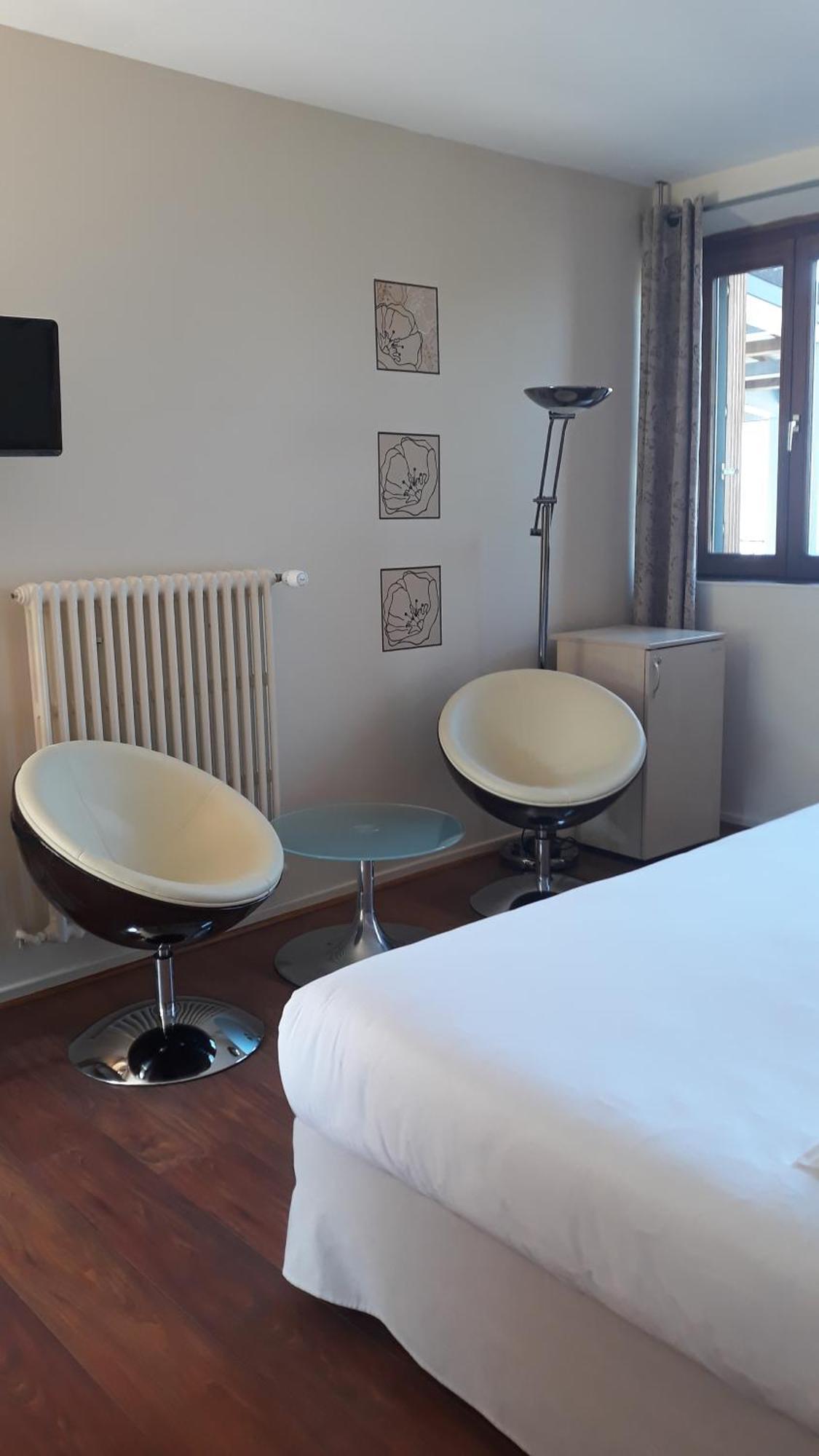 L'Oasis Hotel Evian-les-Bains Luaran gambar